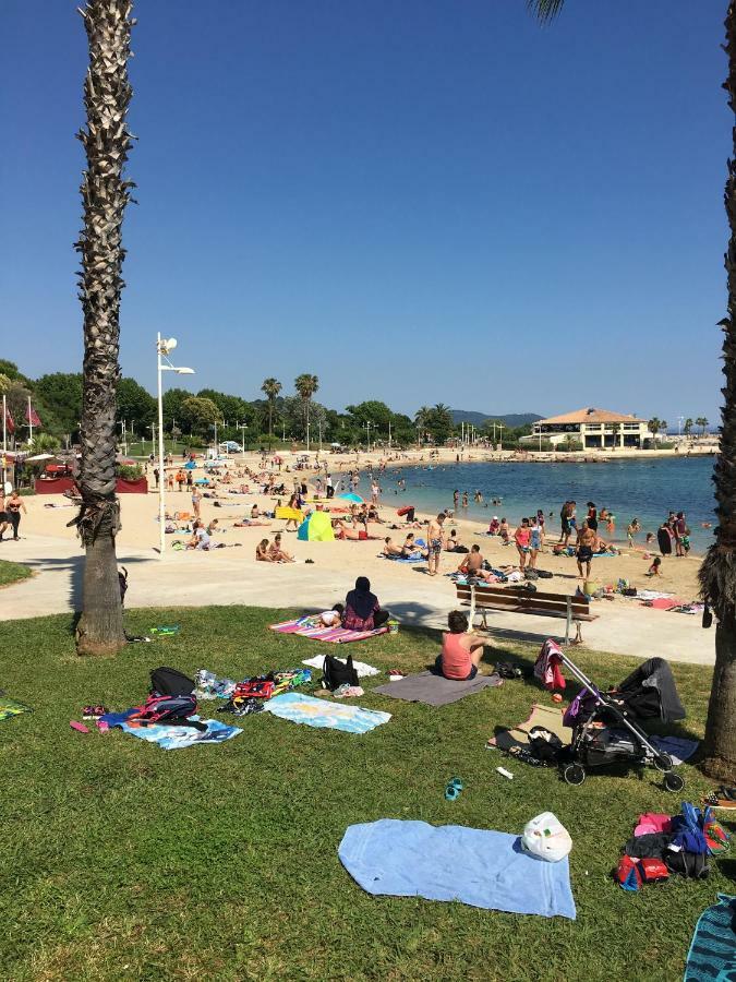 Le Suffren, Ventile ,Wifi, A 100 M De La Plage ツーロン エクステリア 写真